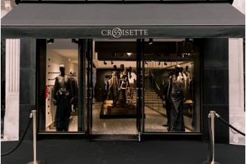 Bekræftelse frimærke At håndtere BALMAIN stores in Paris | SHOPenauer