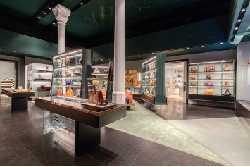 FR Boutique Bologna