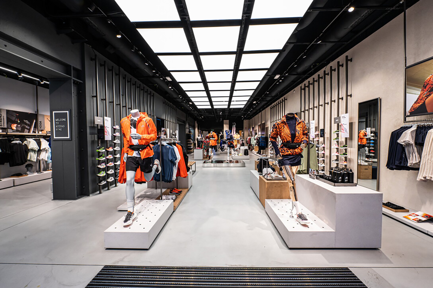 invierno capacidad azafata Adidas Store Rome | SHOPenauer